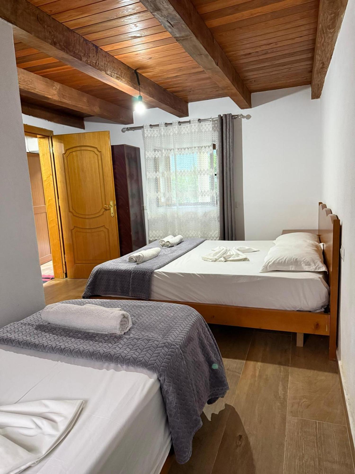 Te Tata Guest house Theth
