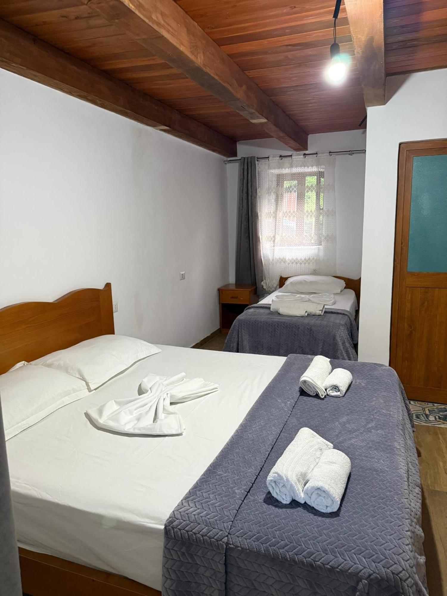Te Tata Guest house *